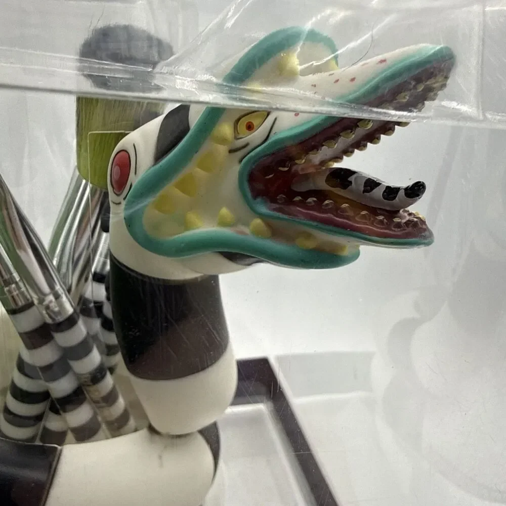 NIB Loungefly Beetlejuice Sandworm Makeup Brush Holder Cup Halloween Tim Burton